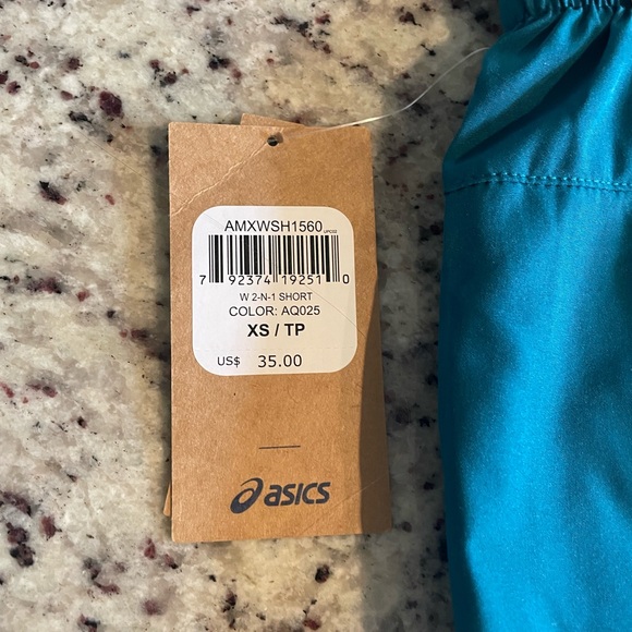 ASICS 2-N-1 Shorts - Picture 3 of 4